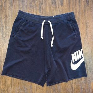 Men’s Black Nike Cotton Shorts. Size L.